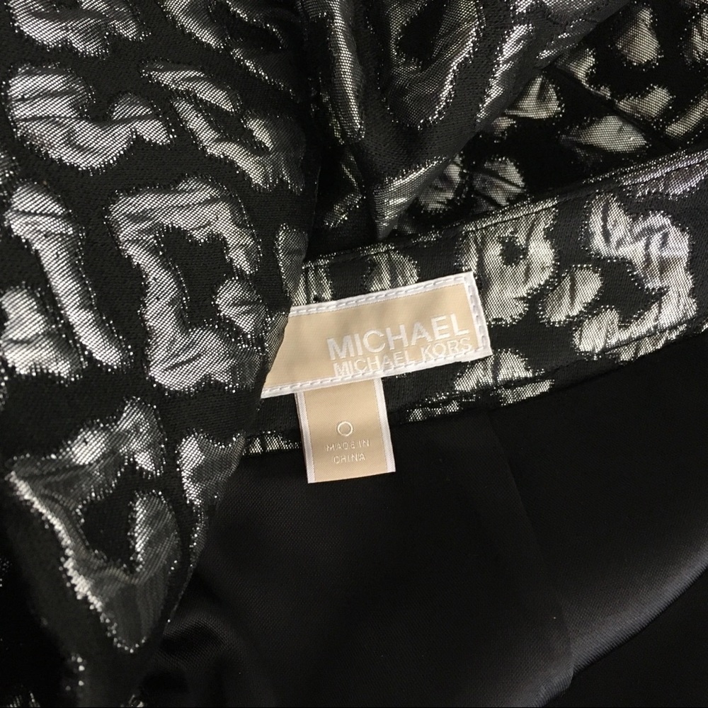 NWOT Micheal Kors Silver & Black Mini Skirt - Picture 7 of 8